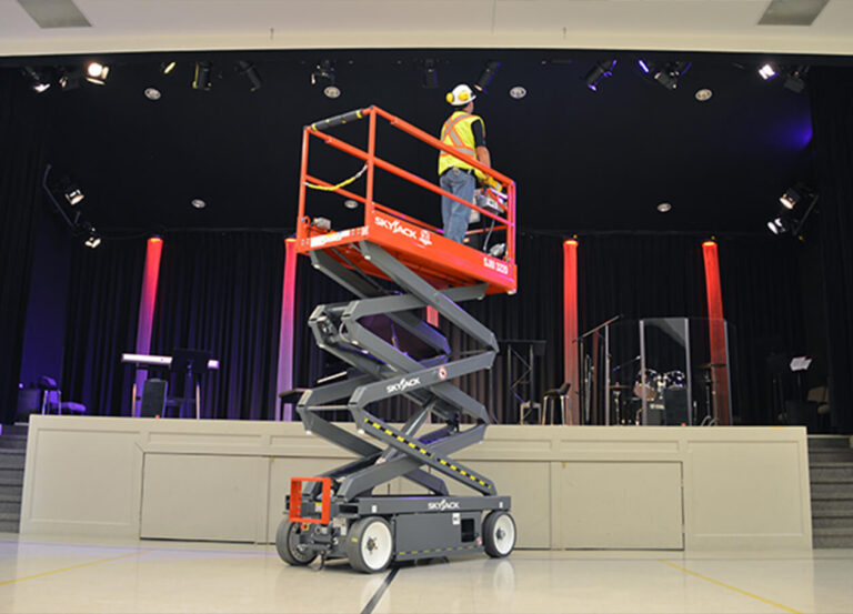 Skyjack Boom/Scissor Lifts Warehouse Equipment Naumann/Hobbs